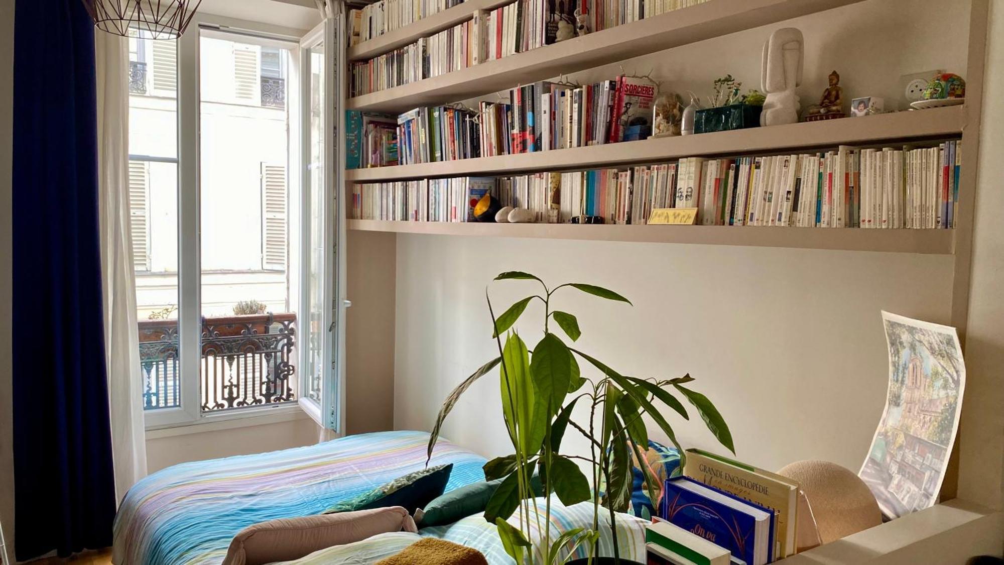 Calme Au Coeur De Montmartre ! Appartement Parijs