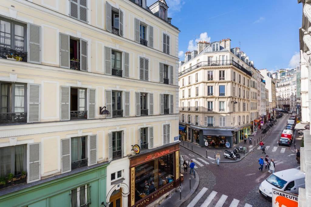 Calme Au Coeur De Montmartre ! Appartement Parijs